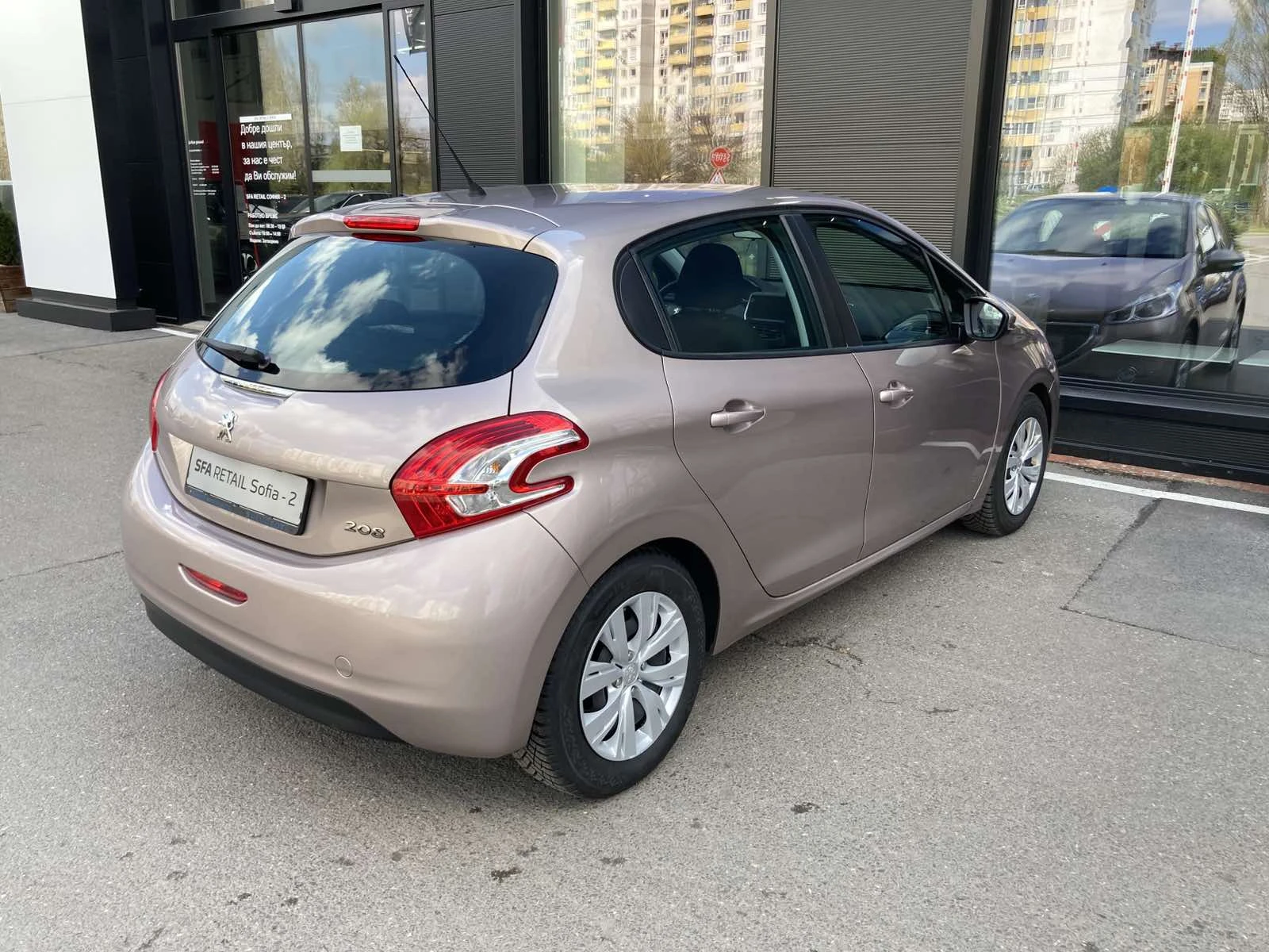 Peugeot 208 5P ACTIVE 1.2VTi/82 BVM5 - изображение 6