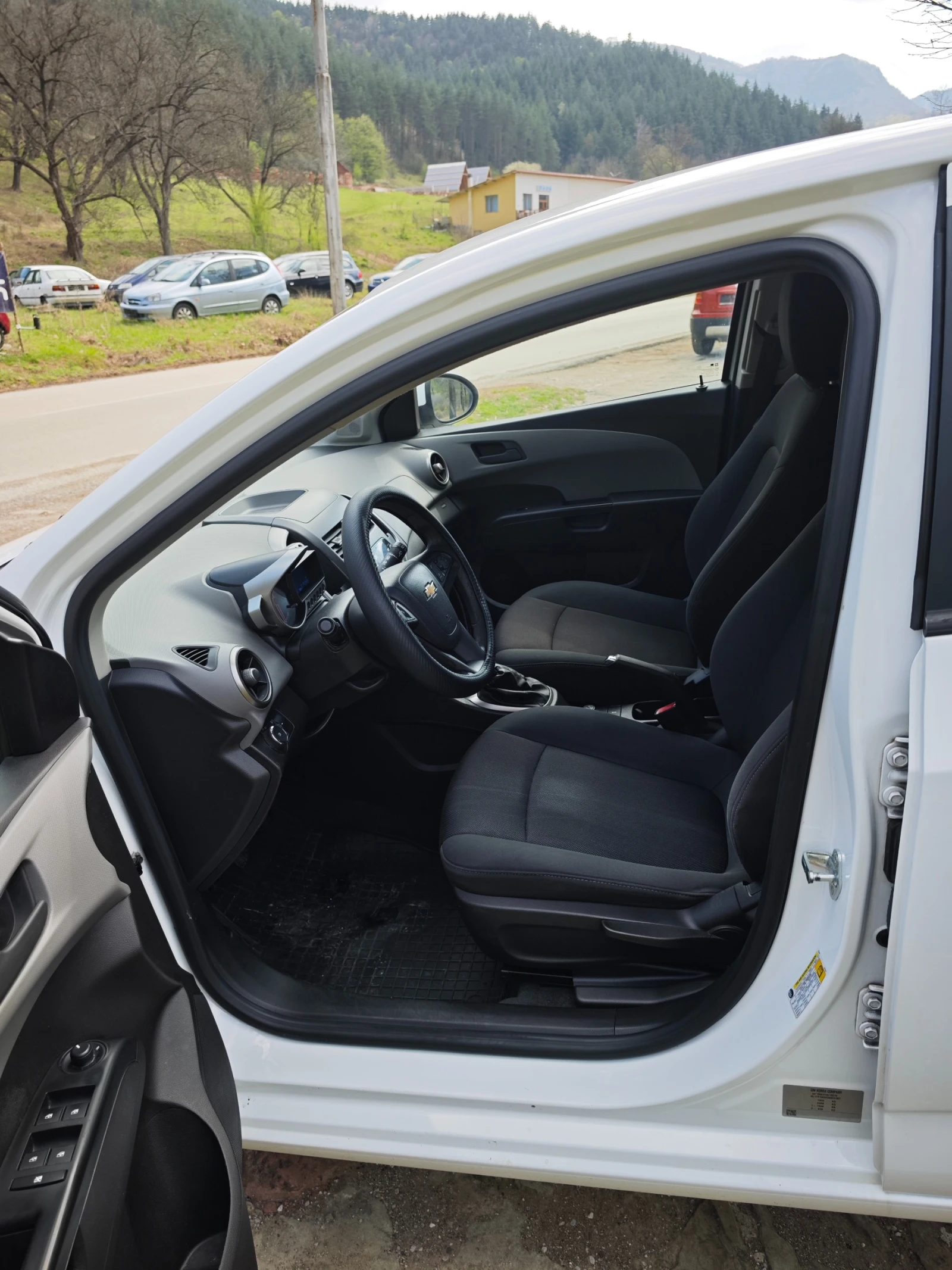 Chevrolet Aveo 1.2I НОВ МОДЕЛ - изображение 6