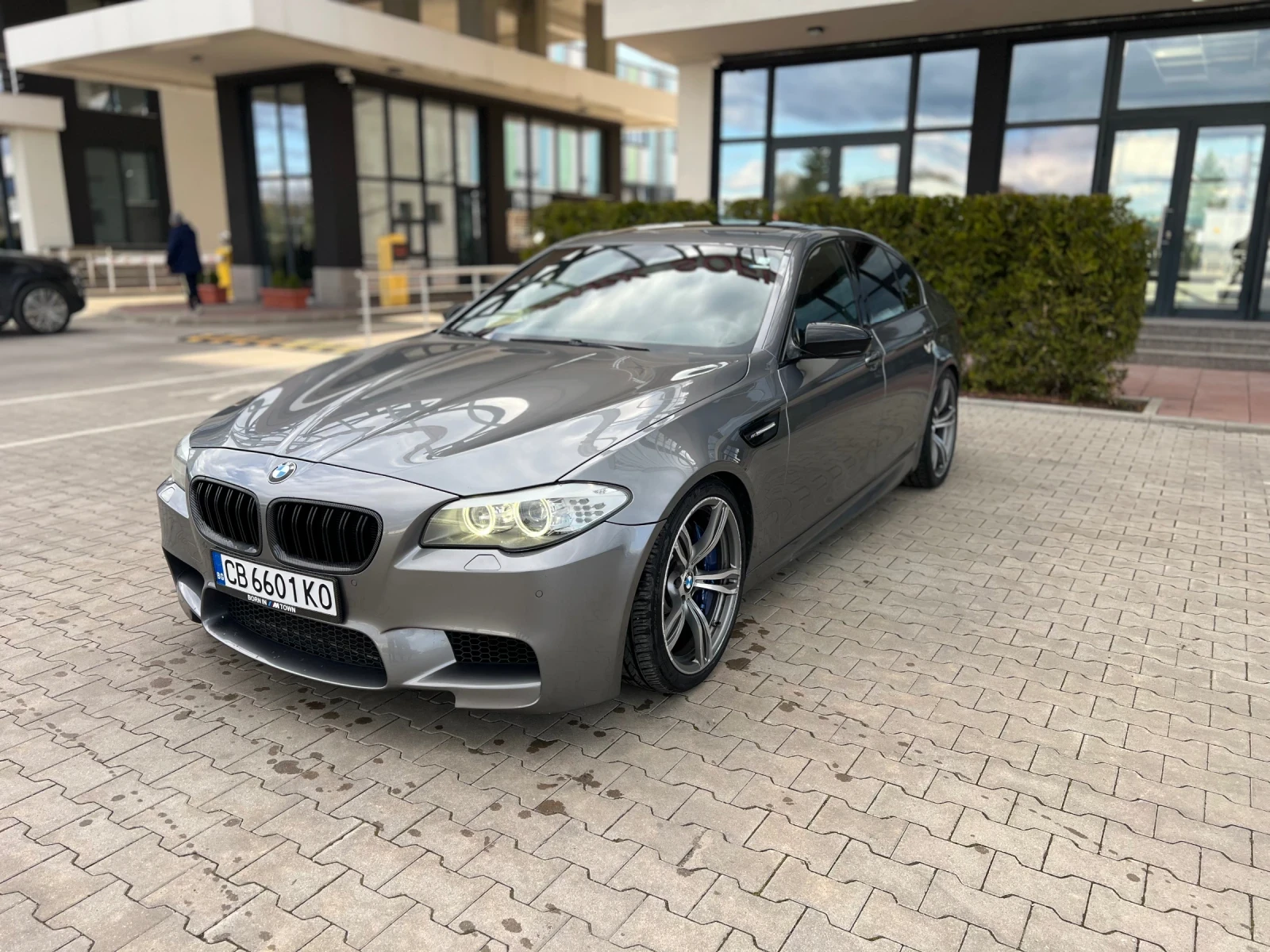 BMW M5  - изображение 5
