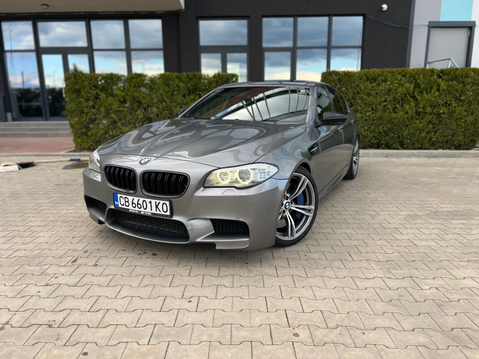 BMW M5  - изображение 2