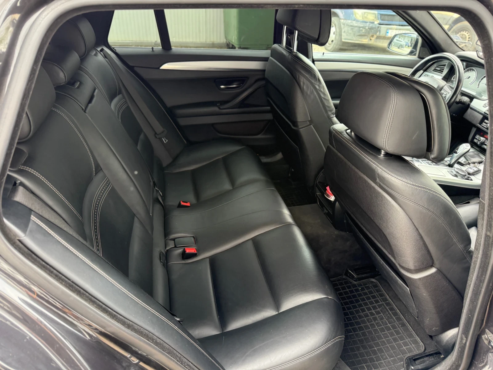 BMW 530 530xDrive+ Head Up+ Key Less GO+ Подгрев+ Камера+  - изображение 10