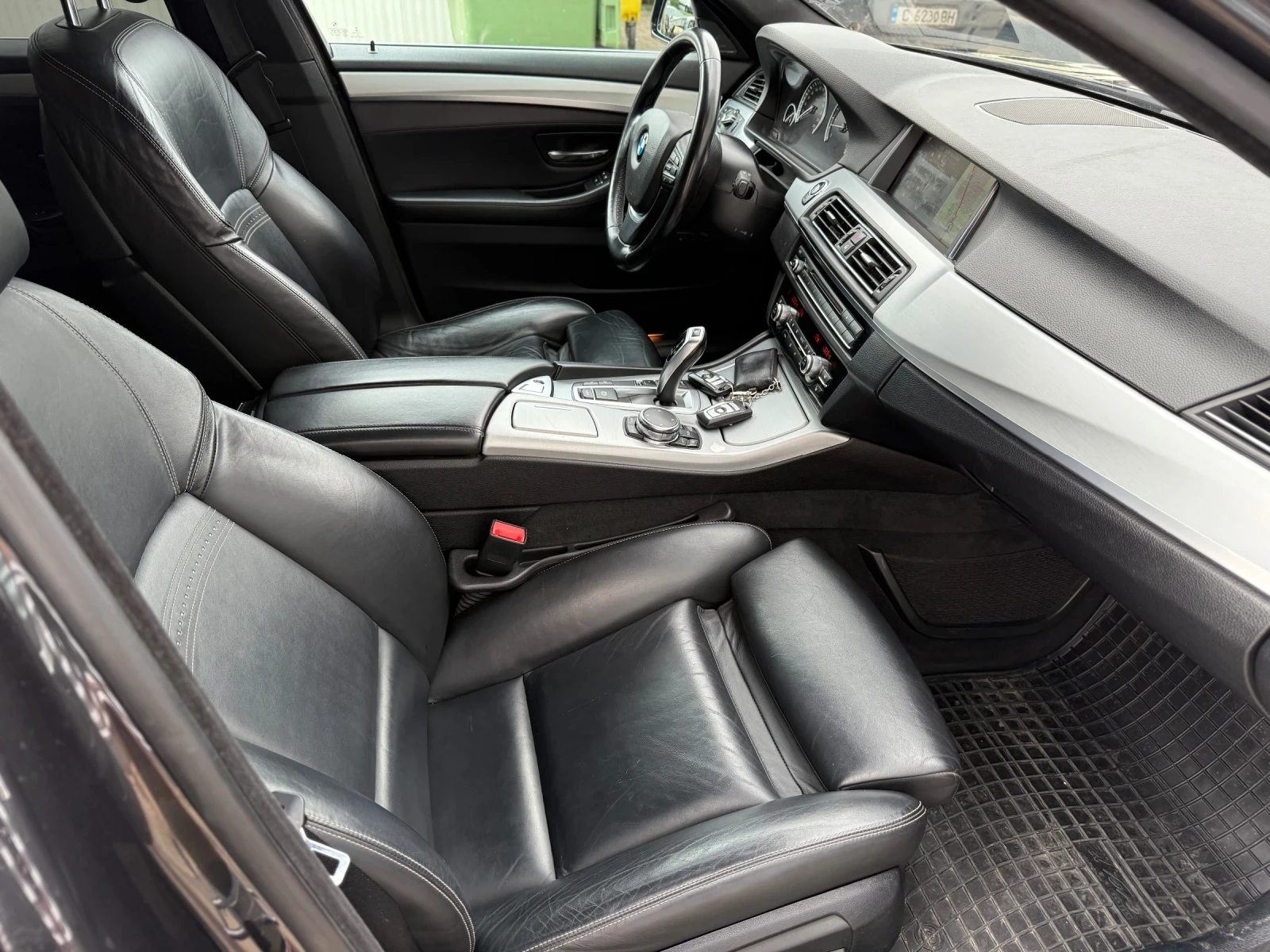 BMW 530 530xDrive+ Head Up+ Key Less GO+ Подгрев+ Камера+  - изображение 9