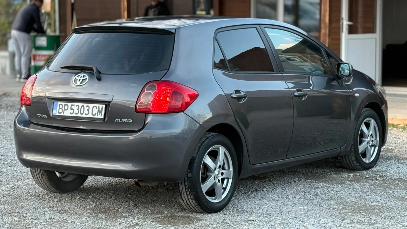 Toyota Auris 1.6VVT-i 124к.с * ГАЗ* * Климатроник*  - изображение 6