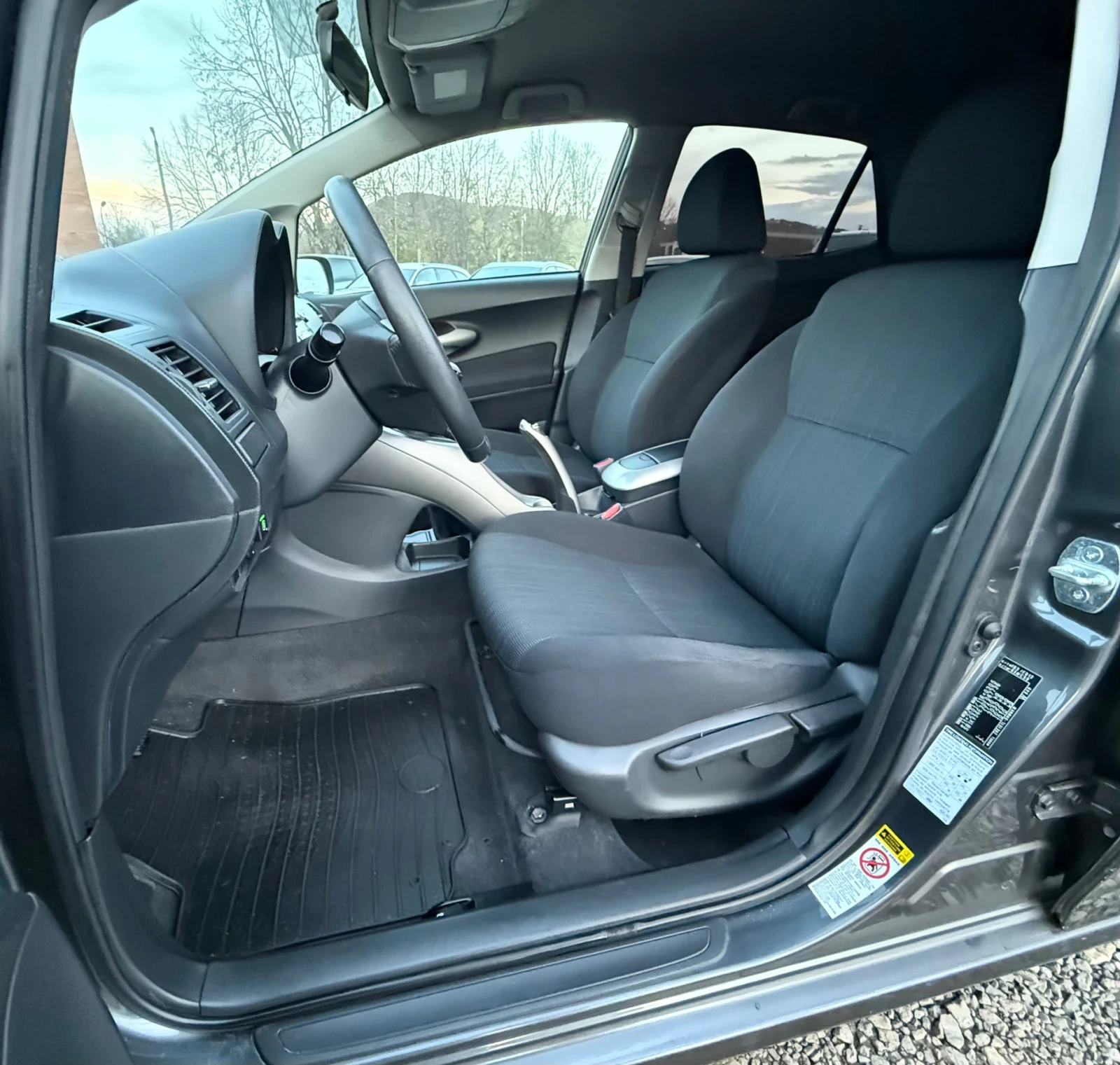 Toyota Auris 1.6VVT-i 124. * * * *  | Mobile.bg   12