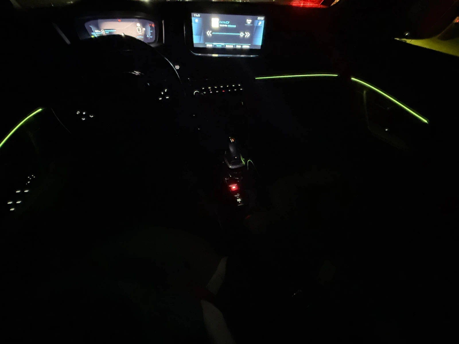 Peugeot 2008 GT PACK EAT8 131�� | Mobile.bg � ����������� 13