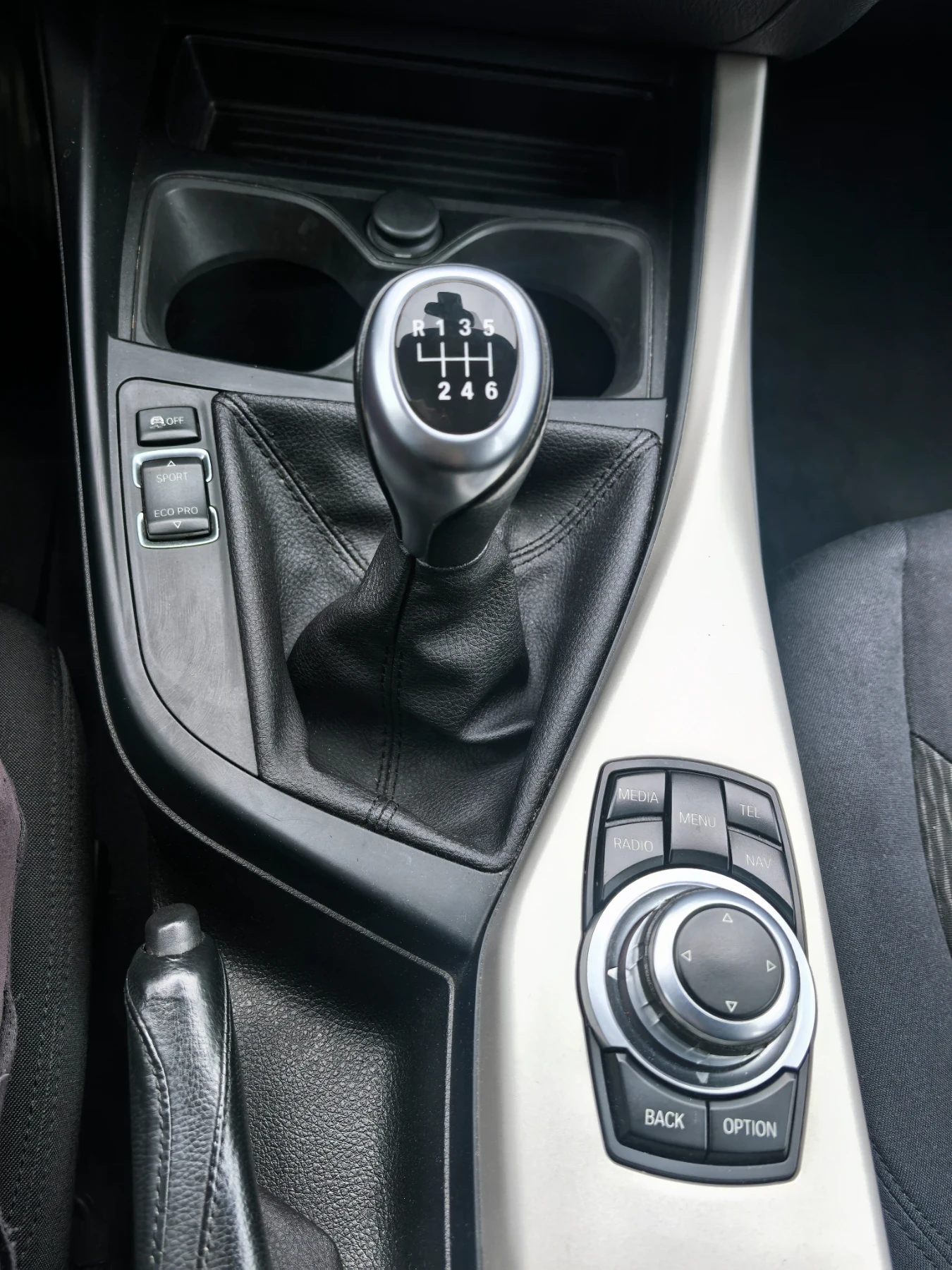 BMW 118 2.0D | Mobile.bg � ����������� 11