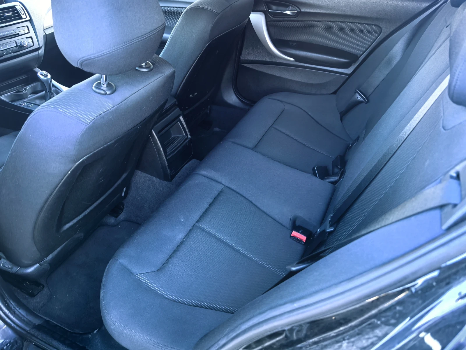 BMW 118 2.0D, снимка 8 - Автомобили и джипове - 53624044