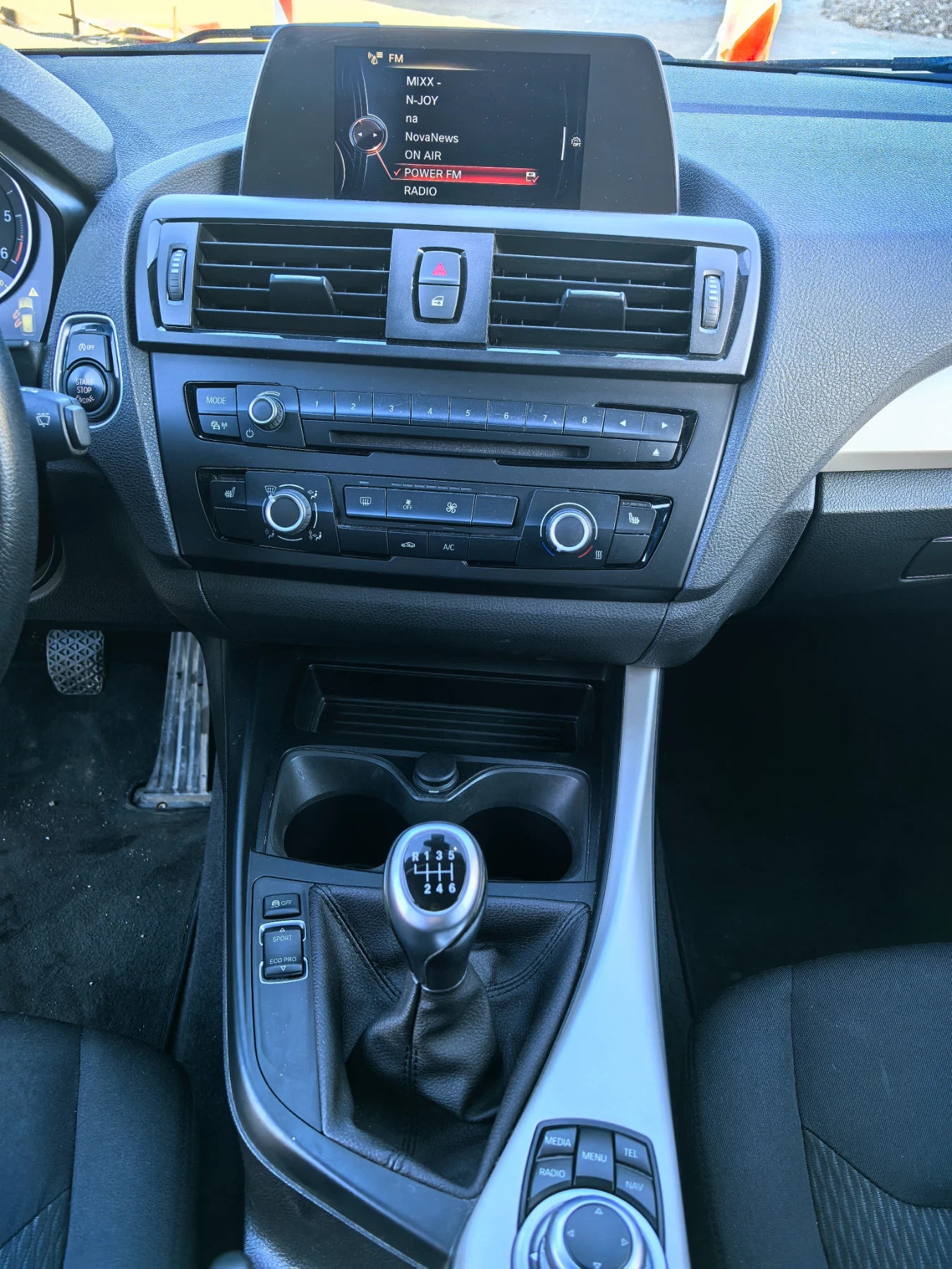 BMW 118 2.0D, снимка 10 - Автомобили и джипове - 53624044