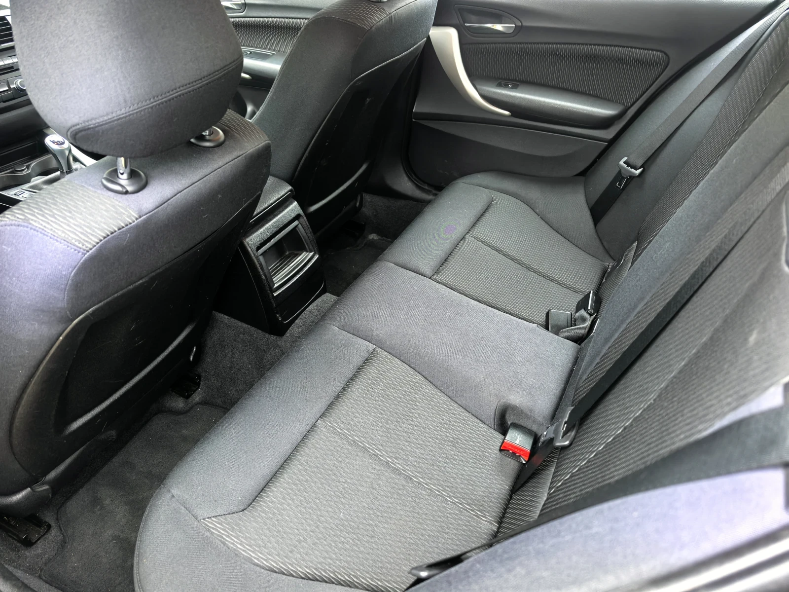 BMW 118 2.0D | Mobile.bg � ����������� 10