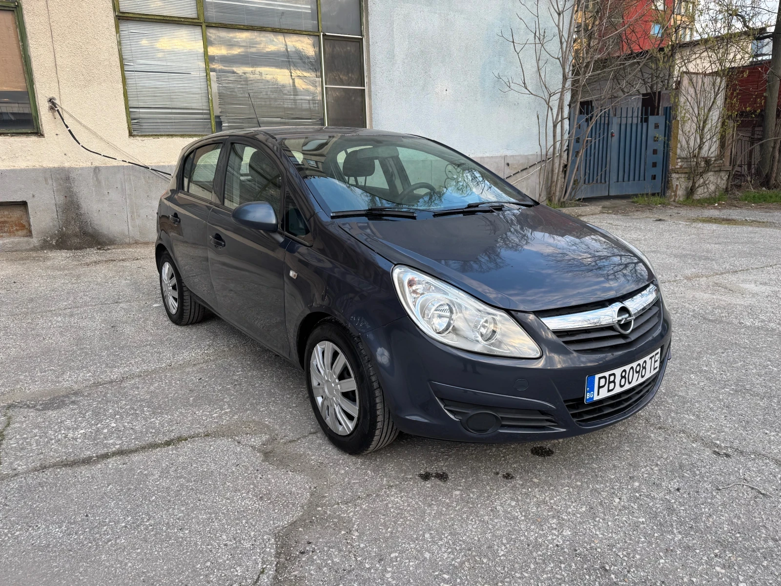 Opel Corsa 1.2 , снимка 3 - Автомобили и джипове - 53992845