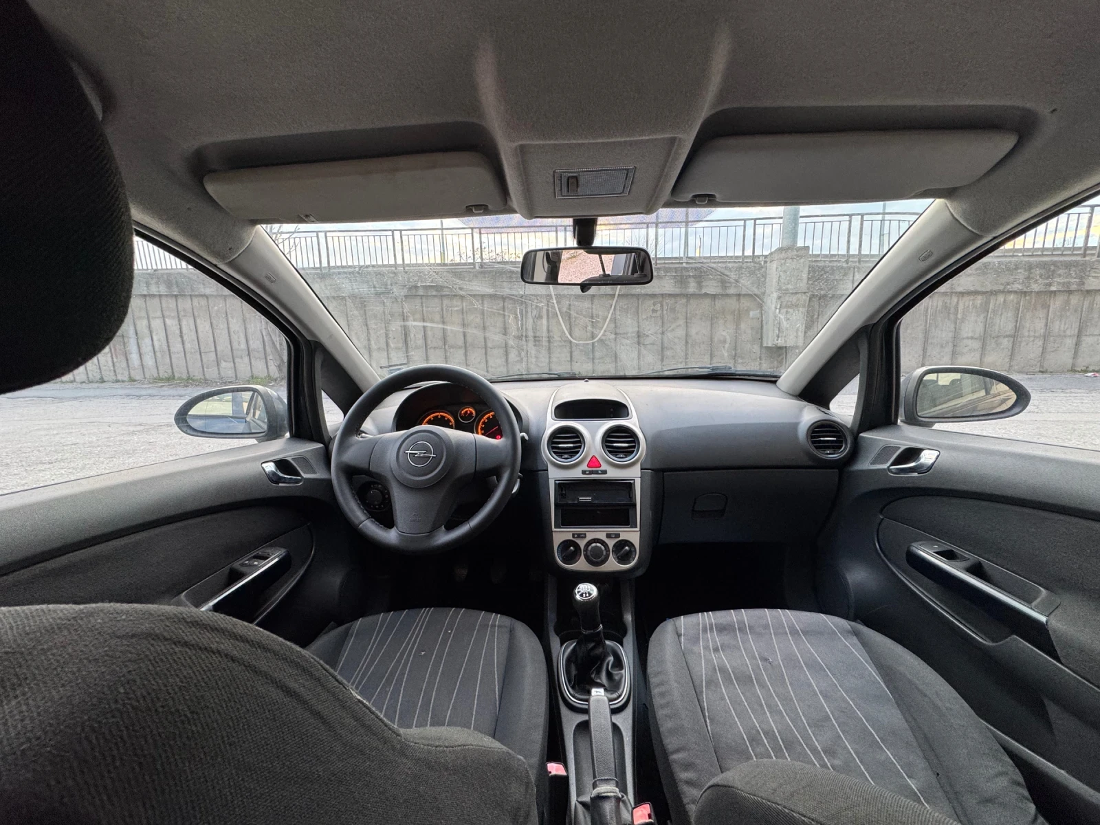 Opel Corsa 1.2 , снимка 7 - Автомобили и джипове - 53992845