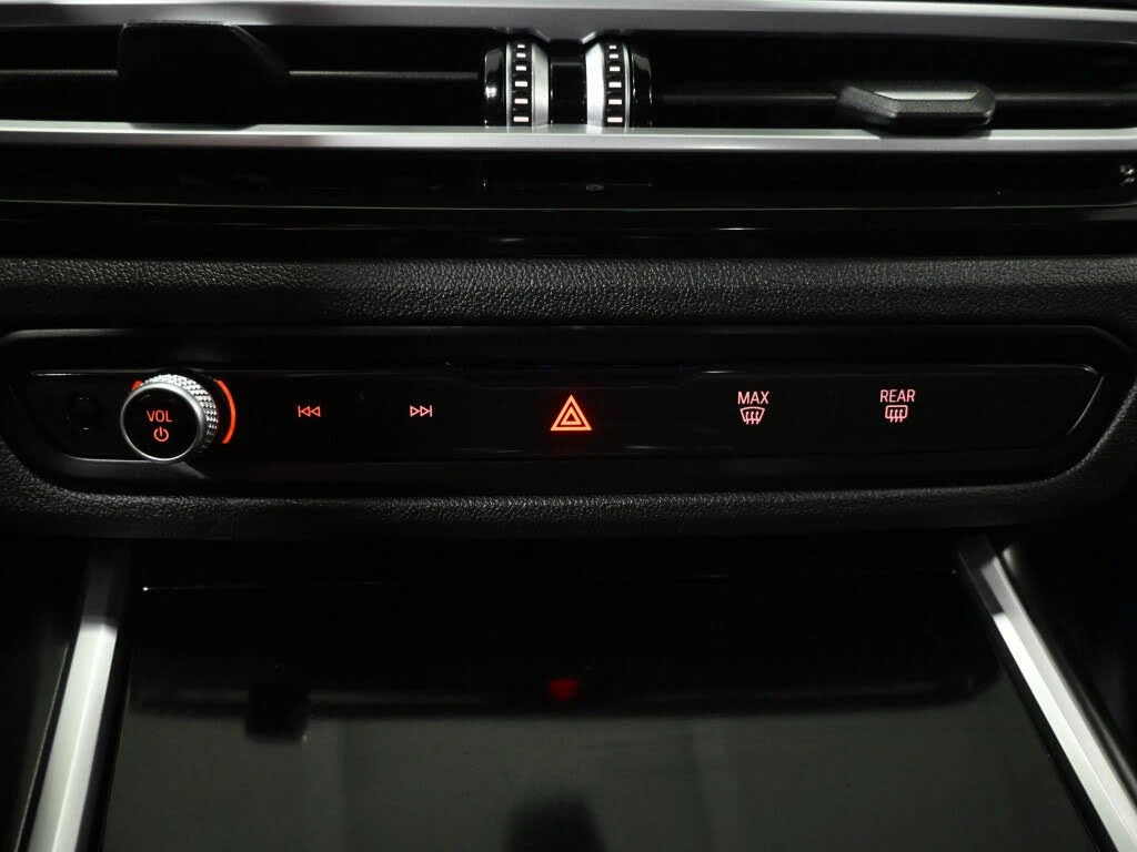 BMW 330 * xDrive * * HeadUp* A���������* (���� �� ��) | Mobile.bg � ����������� 15