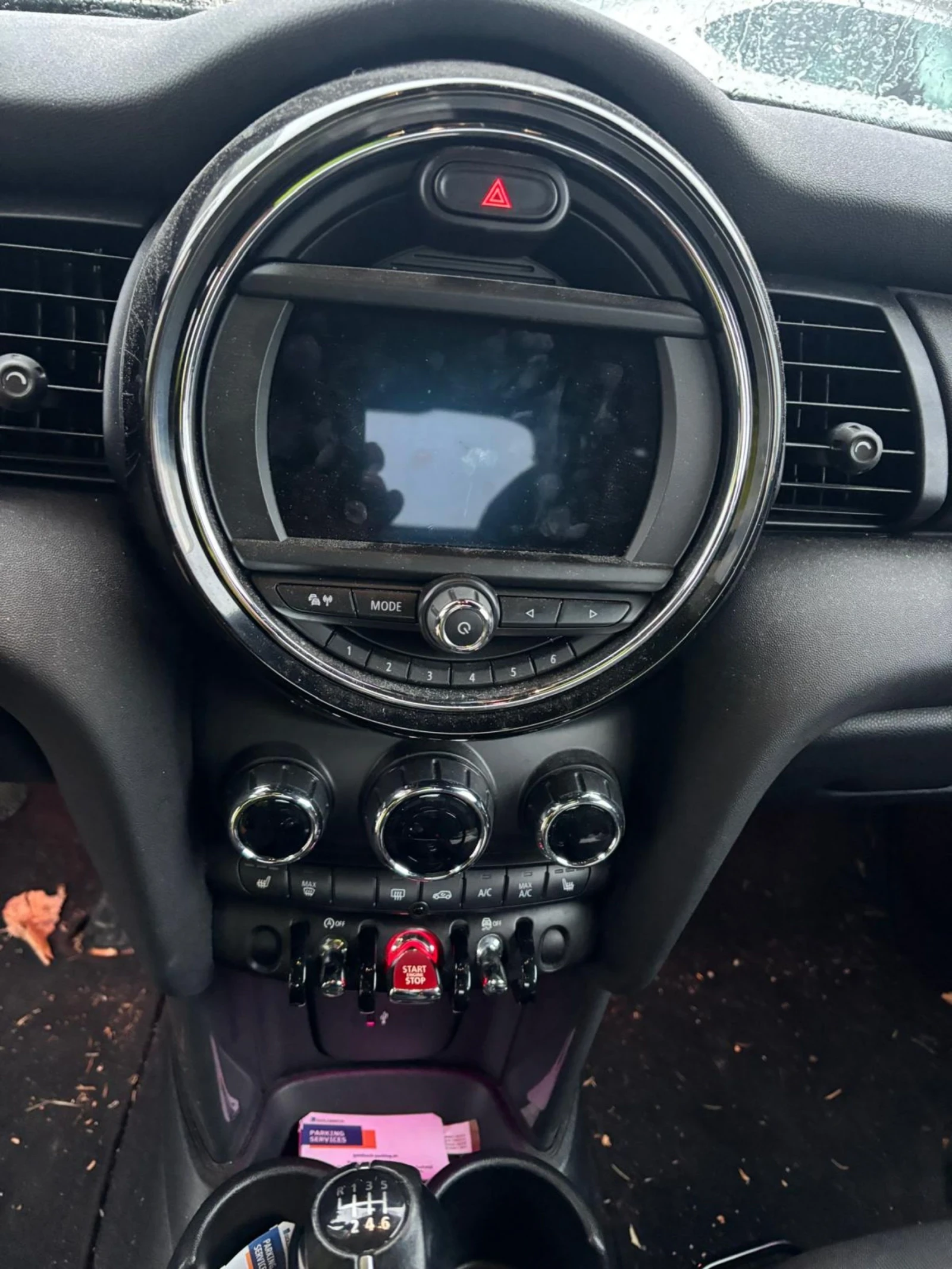 Mini One 1.5i 102кс., снимка 4 - Автомобили и джипове - 54136233