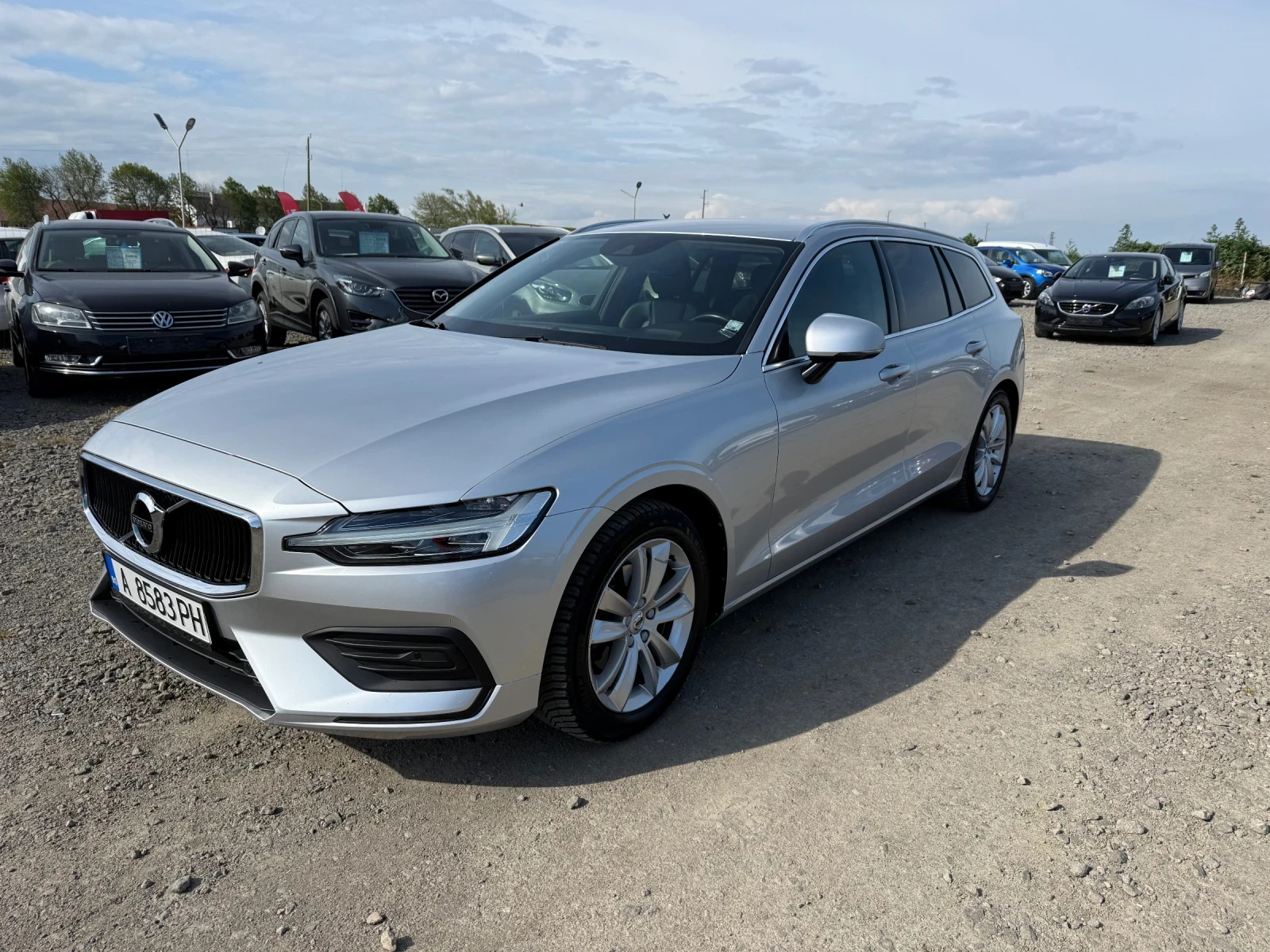 Volvo V60 2.0D CH 4x4 190ks, снимка 3 - Автомобили и джипове - 54559784