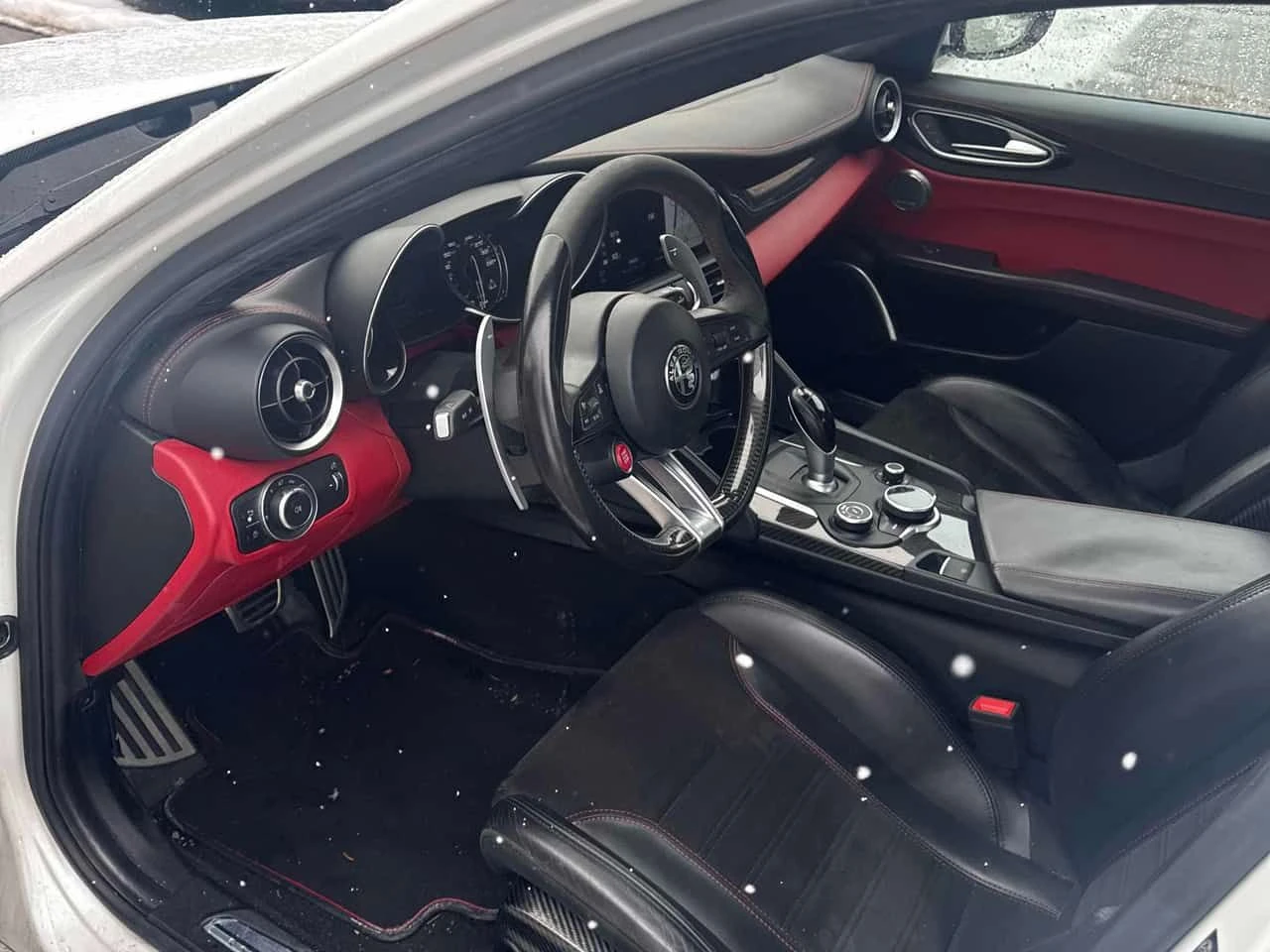 Alfa Romeo Giulia * Quadrifoglio * NAVI * ПОДГРЕВИ * ПАМЕТ, снимка 5 - Автомобили и джипове - 54585874