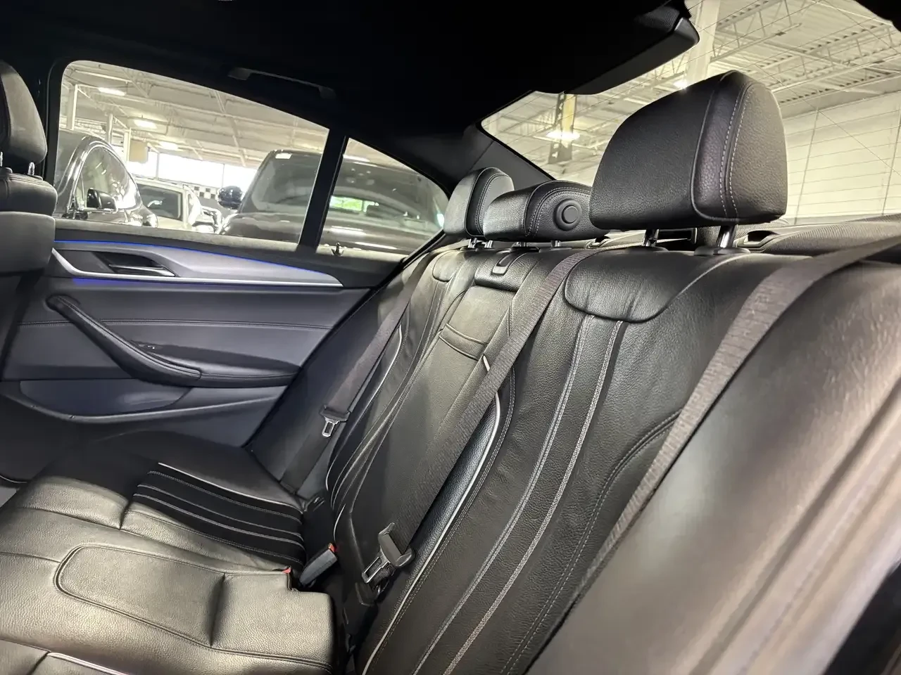 BMW 540 xDrive M Pack | KEYLESS| ������� | AMBIENT | PANO | Mobile.bg � ����������� 9