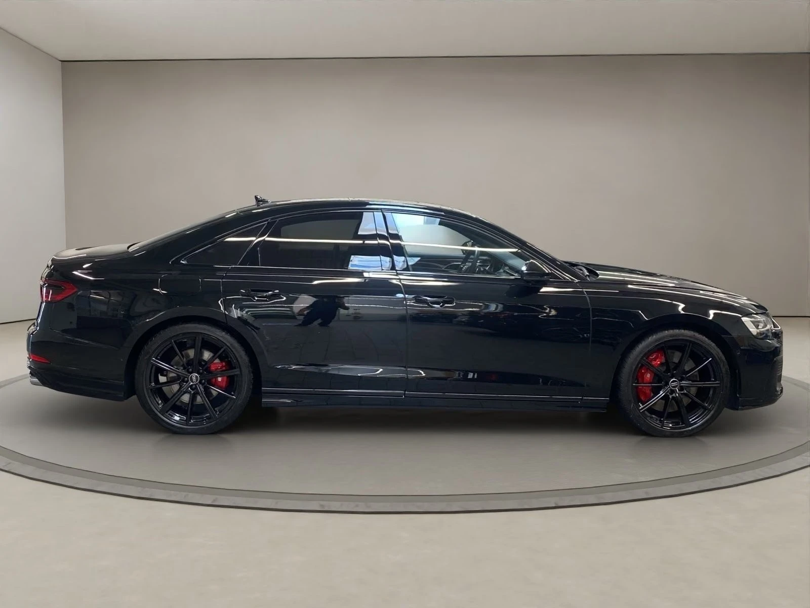 Audi S8 BLACK OPTIC / MATRIX / EXCLUSIVE / CARBON/ TV/ HUD, снимка 5 - Автомобили и джипове - 55999180