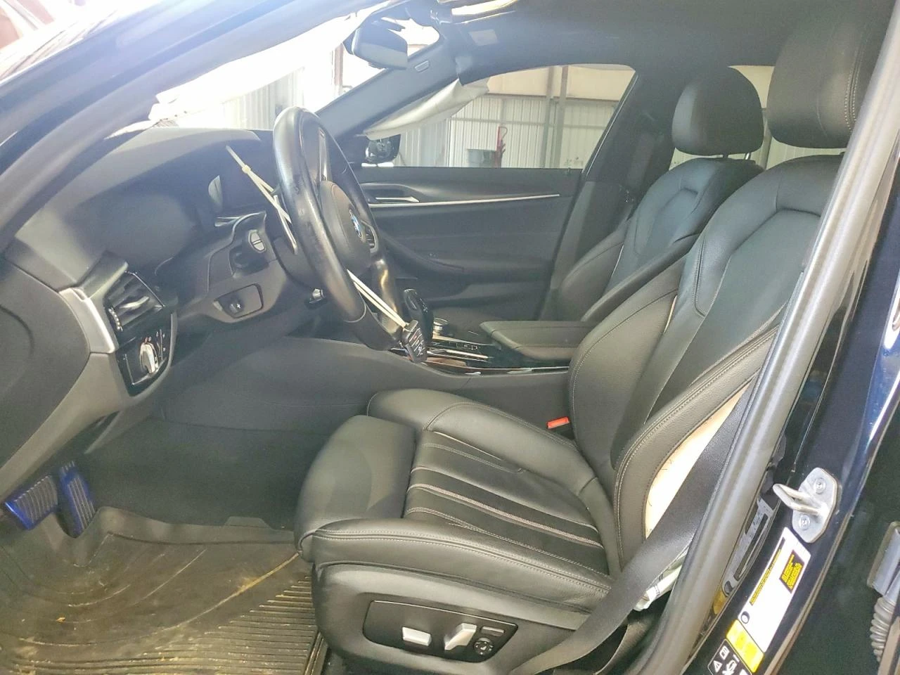 BMW 540 XI* M* HARMAN* HUD* AMBIENT* , снимка 9 - Автомобили и джипове - 56074537