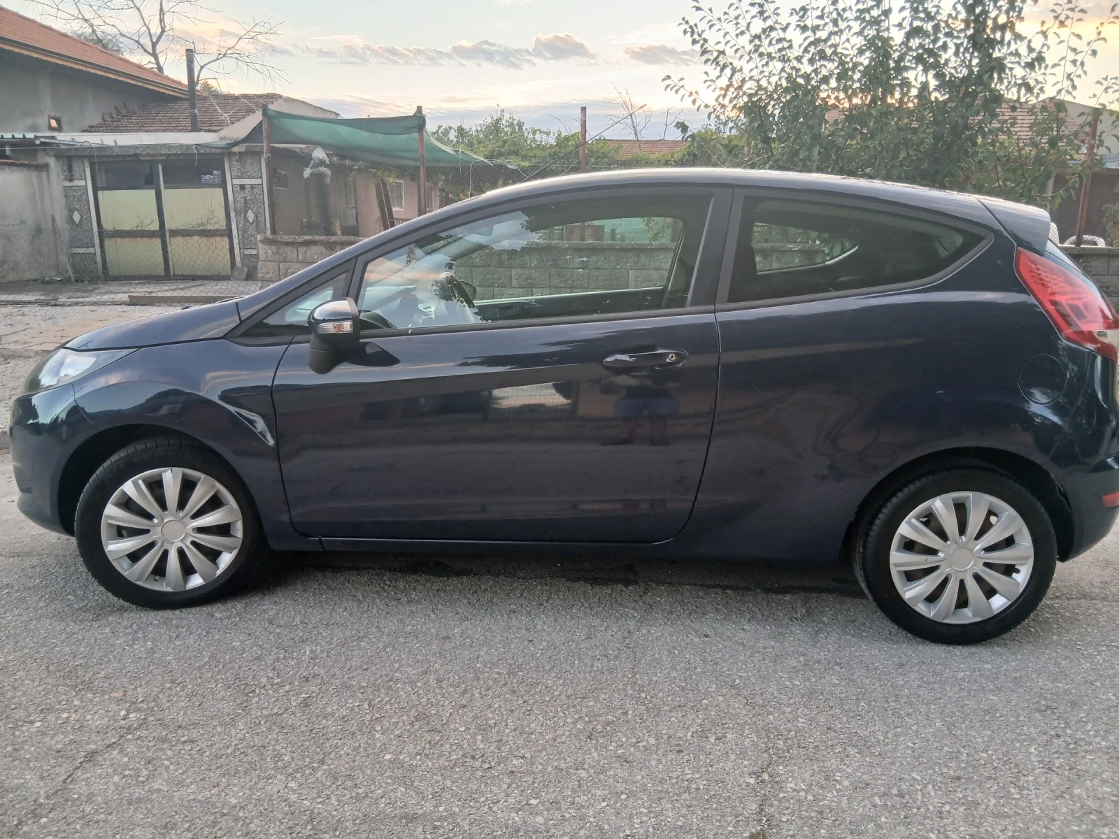 Ford Fiesta, снимка 3 - Автомобили и джипове - 56111831