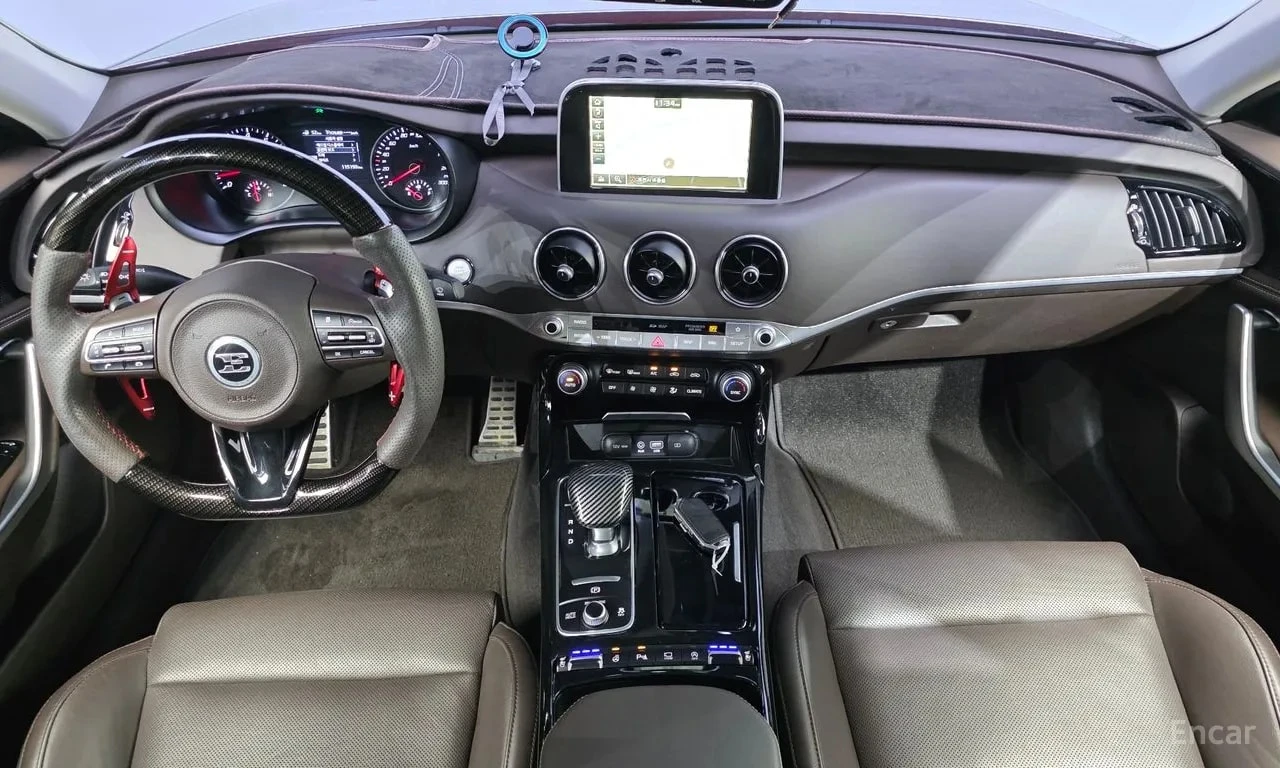 Kia Stinger 3.3 Turbo AWD | АВТОФИНАНСИРАНЕ, снимка 7 - Автомобили и джипове - 56122362