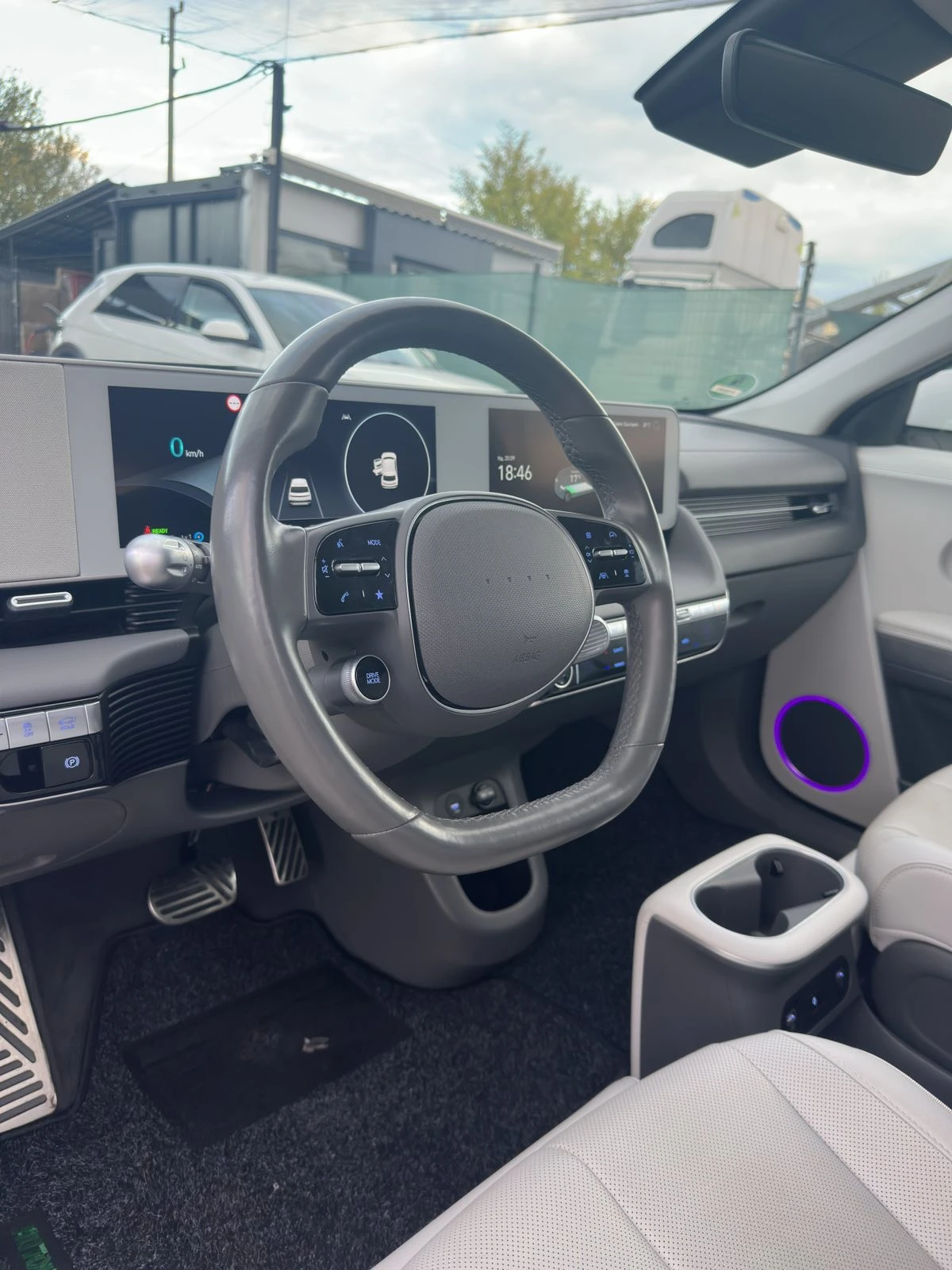 Hyundai Ioniq 5 72.6KWh/UNIQ/360/HEADUP/BOSE/ГАРАНЦИЯ/, снимка 8 - Автомобили и джипове - 56161536