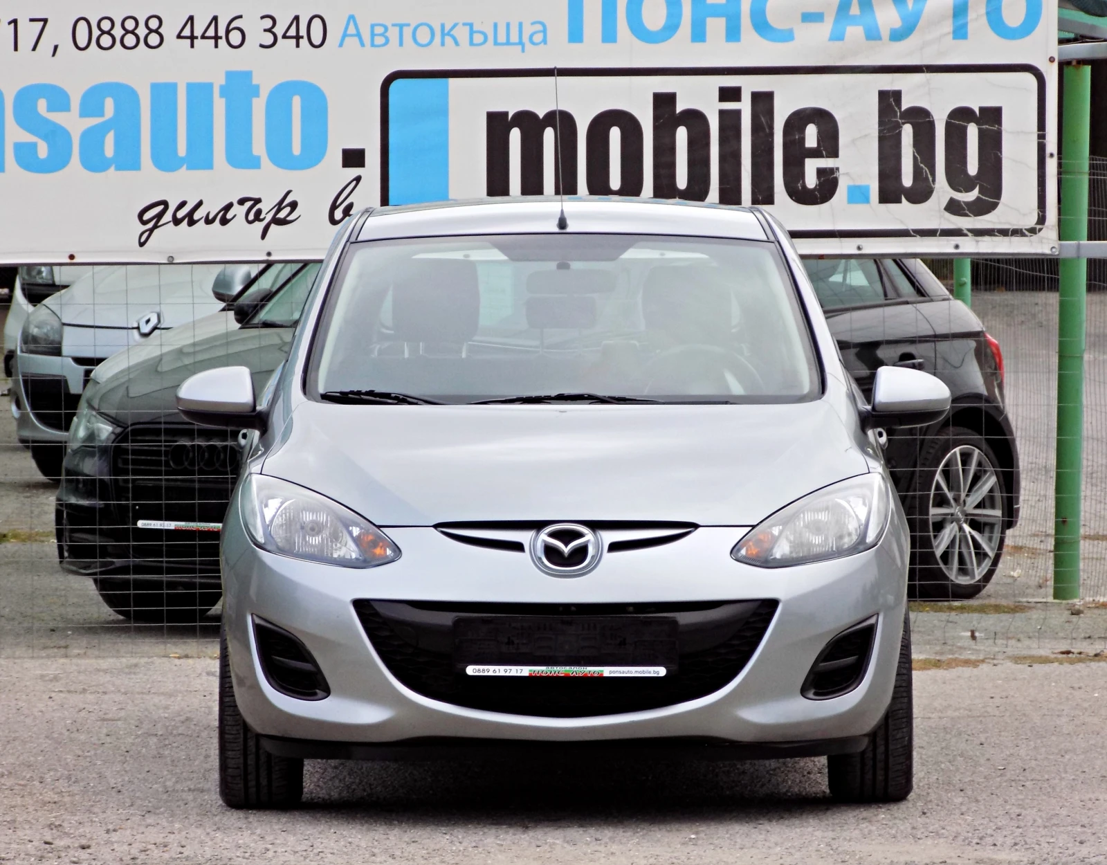 Mazda 2 1.3i/FACELIFT/135х. км/1-ви СОБСТВЕНИК, снимка 2 - Автомобили и джипове - 56172017