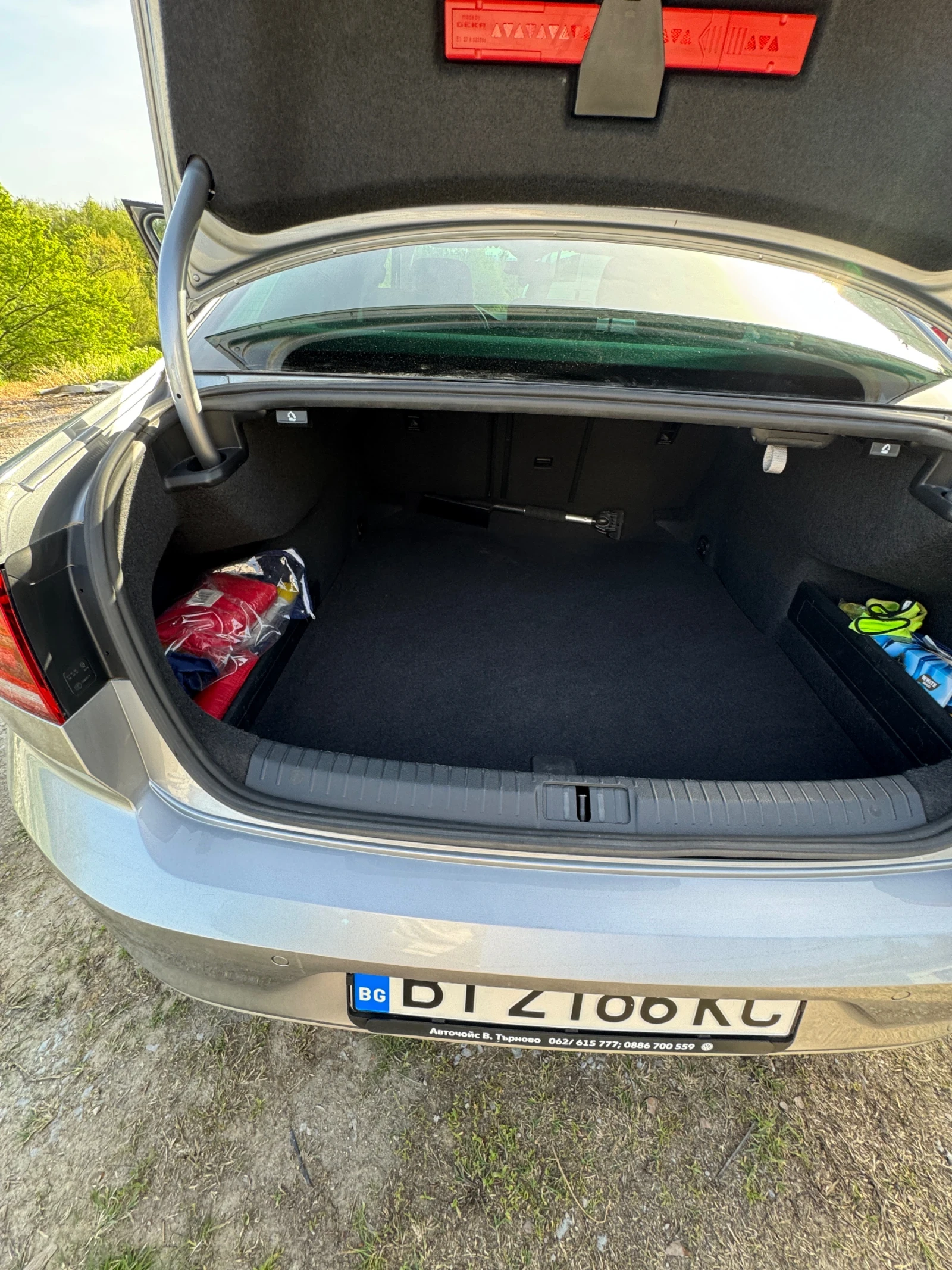 VW Passat 1.5 TSI DSG, снимка 11 - Автомобили и джипове - 56230864