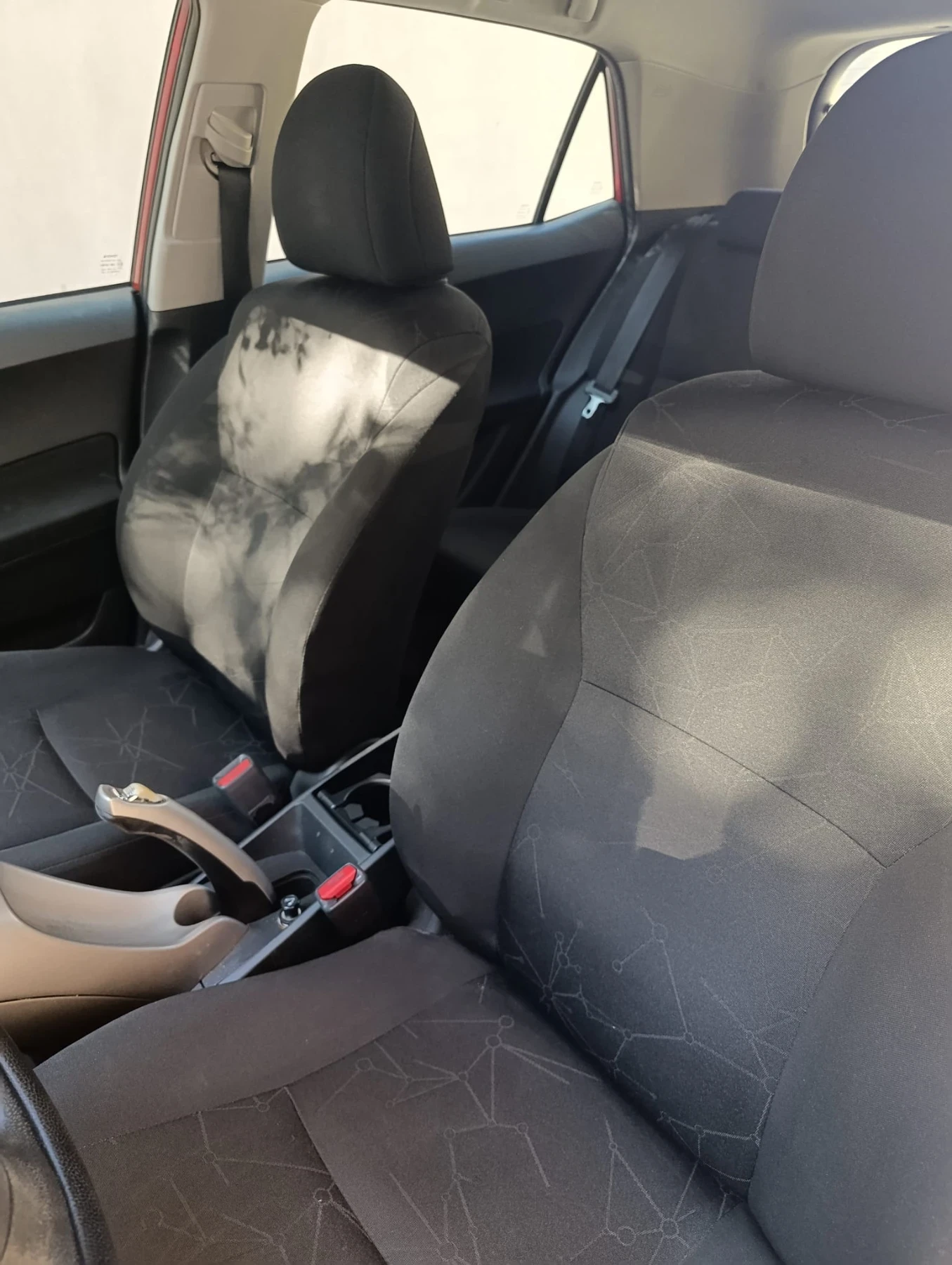 Toyota Auris 1.4 D4D, снимка 10 - Автомобили и джипове - 56341743