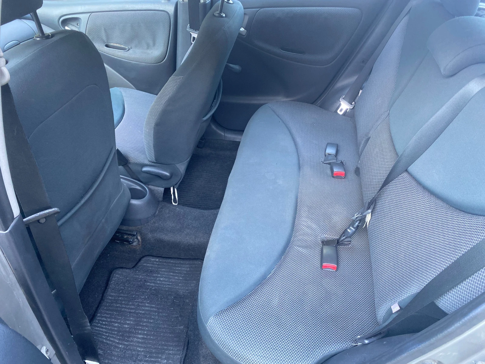 Toyota Yaris, снимка 6 - Автомобили и джипове - 56543195