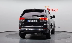Jeep Grand cherokee 3.6* V6* 8ZF* SUMMIT* ДИСТРОНИК* ОБДУХВАНЕ* LANE*  | Auto.bg — изображение 4