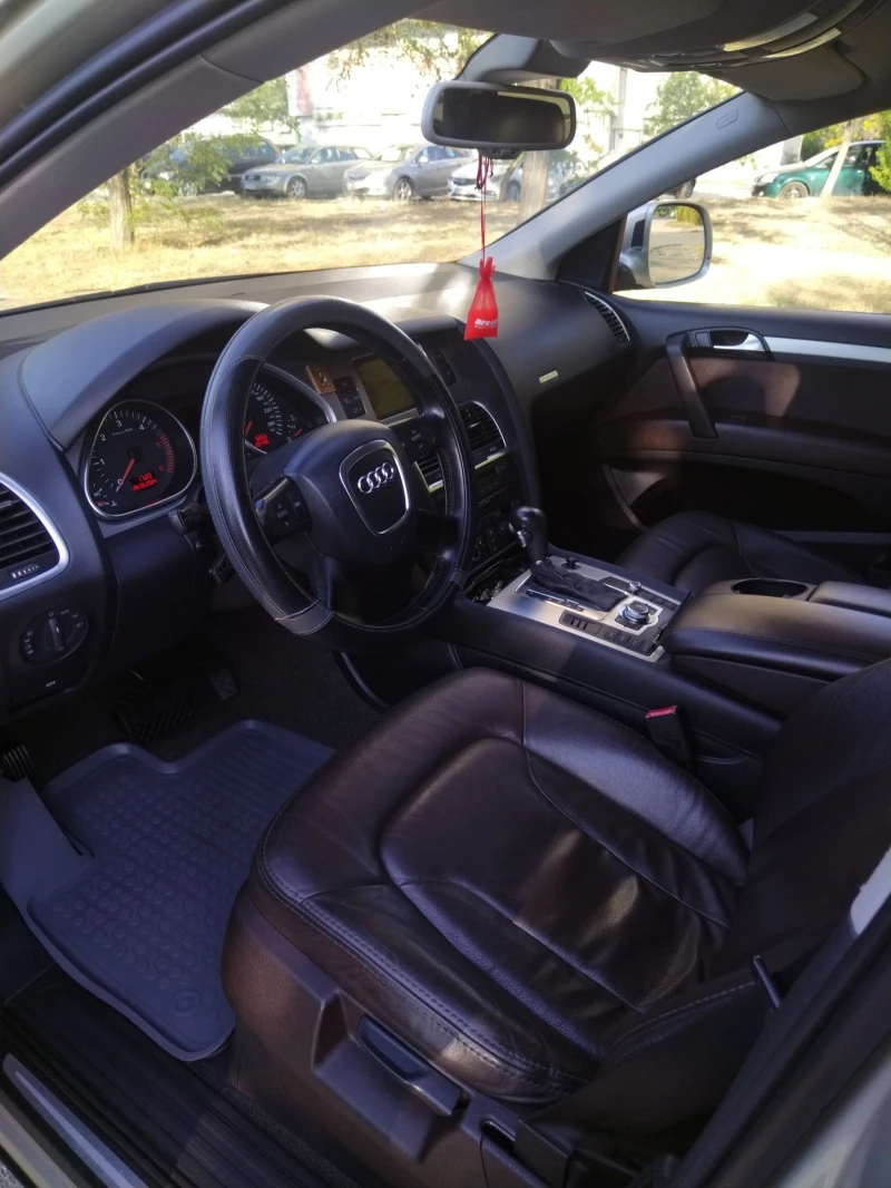 Audi Q7 3.0 TDI, снимка 4 - Автомобили и джипове - 47387477