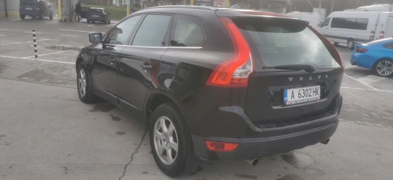 Volvo XC60 2.4d 205k, снимка 4 - Автомобили и джипове - 48237264