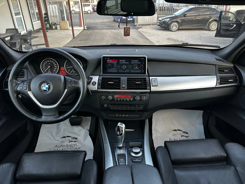 BMW X5 3.0d 235к.с SportPack* Panorama* 2 КОМПЛЕКТА ДЖАНТ, снимка 11 - Автомобили и джипове - 48368155