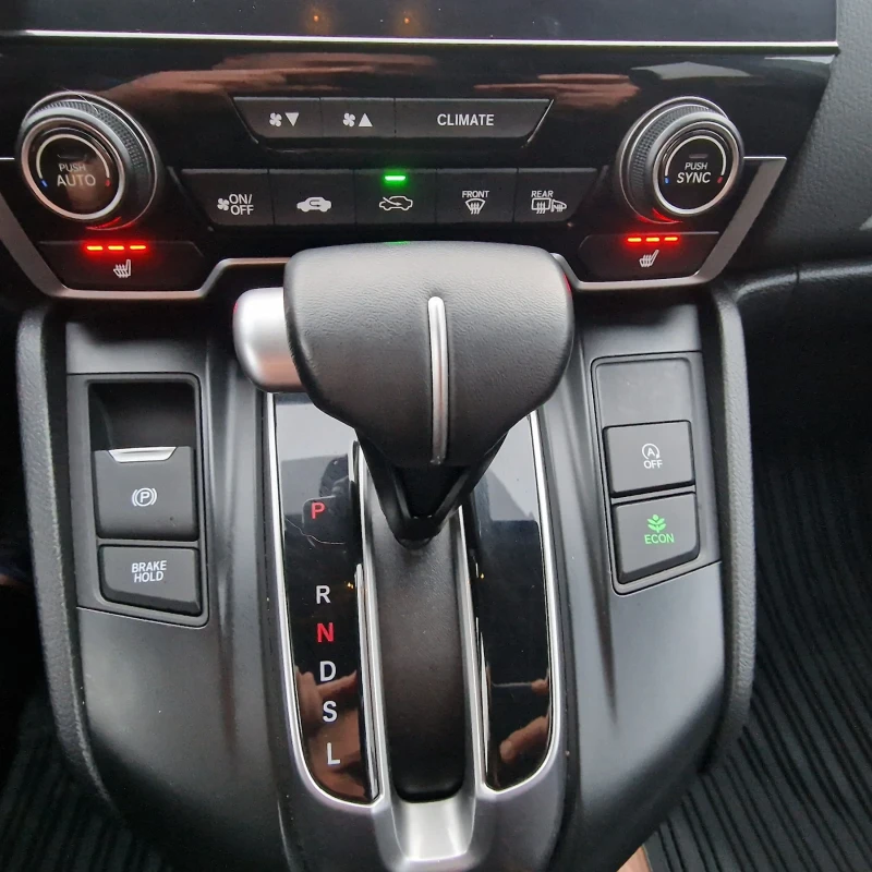 Honda Cr-v TURBO AWD 193КС 49000км, снимка 14 - Автомобили и джипове - 52432570