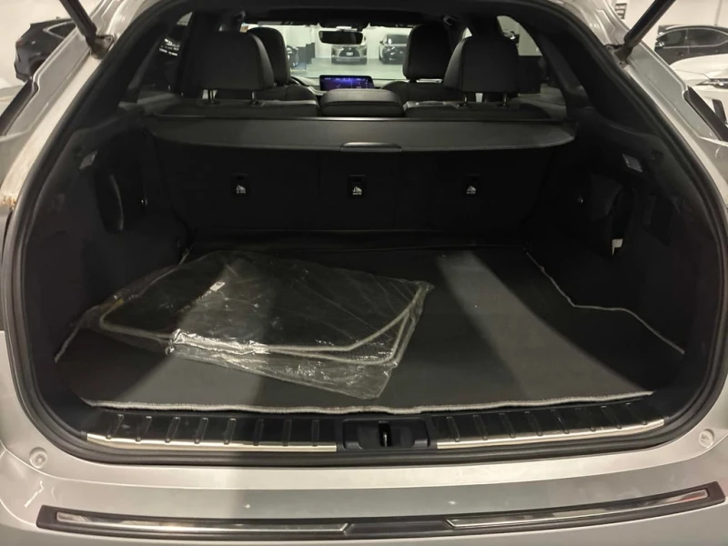 Lexus RX * AWD 4dr * CARFAX * БЕЗ ПЪРВОНАЧАЛНА ВНОСКА, снимка 13 - Автомобили и джипове - 52725358