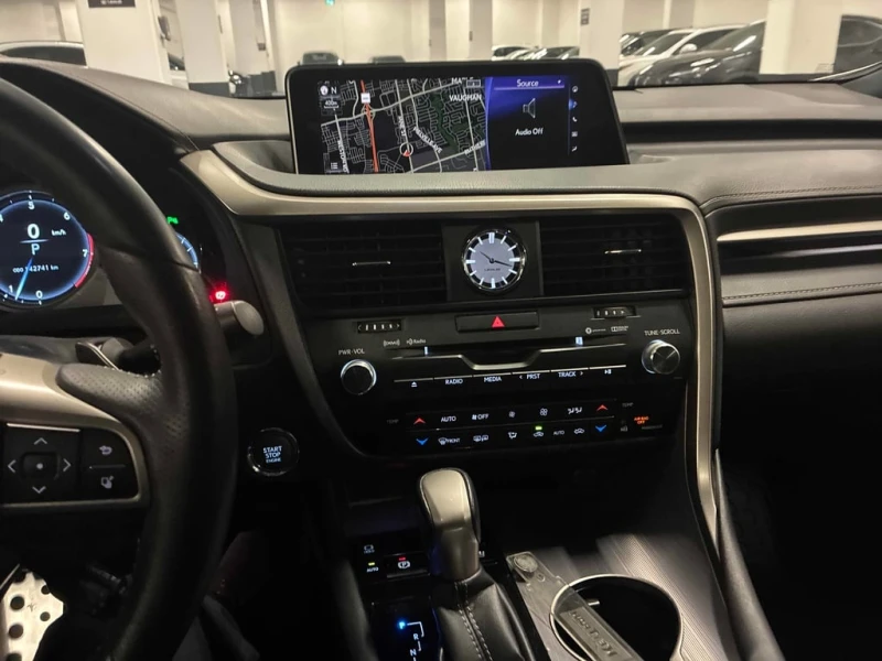 Lexus RX * AWD 4dr * CARFAX * БЕЗ ПЪРВОНАЧАЛНА ВНОСКА, снимка 9 - Автомобили и джипове - 52725358
