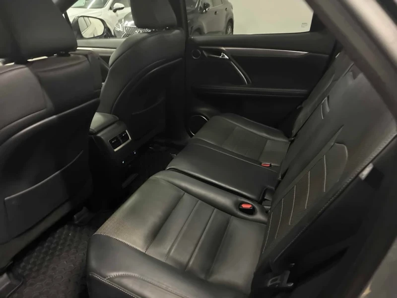 Lexus RX * AWD 4dr * CARFAX * БЕЗ ПЪРВОНАЧАЛНА ВНОСКА, снимка 12 - Автомобили и джипове - 52725358
