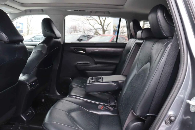 Toyota Highlander HYBRID LIMITED * * CARFAX * * АВТО КРЕДИТ * * , снимка 11 - Автомобили и джипове - 52817843