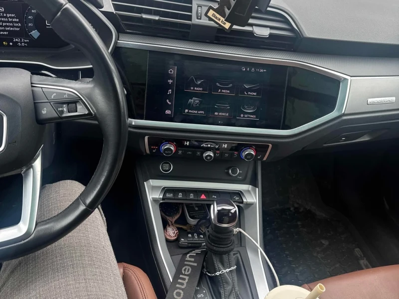 Audi Q3 2022 Progressiv * CARFAX * БЕЗ ПЪРВОНАЧАЛНА ВНОСКА, снимка 9 - Автомобили и джипове - 52862003