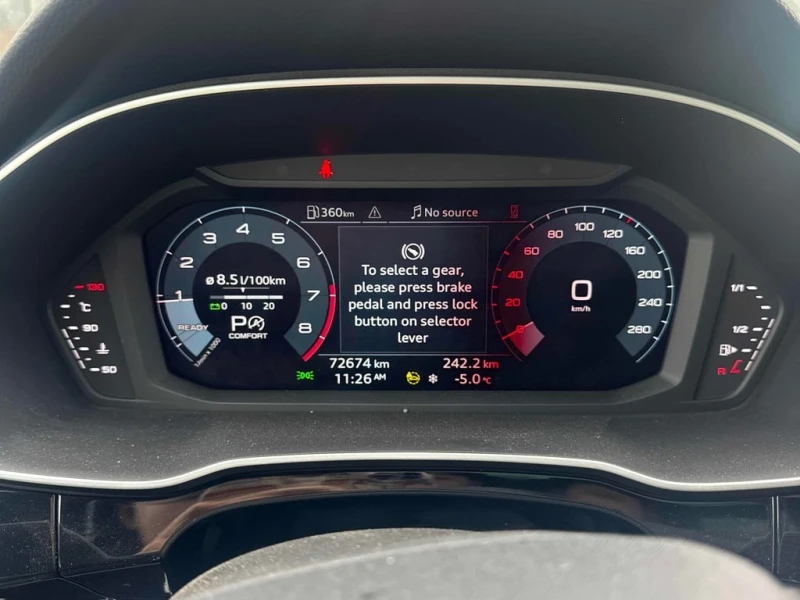 Audi Q3 2022 Progressiv * CARFAX * БЕЗ ПЪРВОНАЧАЛНА ВНОСКА, снимка 8 - Автомобили и джипове - 52862003