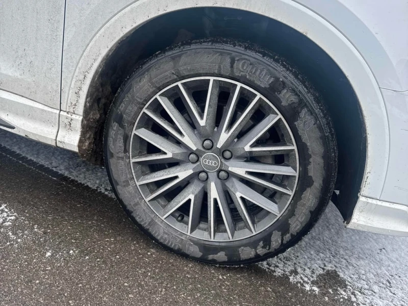 Audi Q3 2022 Progressiv * CARFAX * БЕЗ ПЪРВОНАЧАЛНА ВНОСКА, снимка 6 - Автомобили и джипове - 52862003