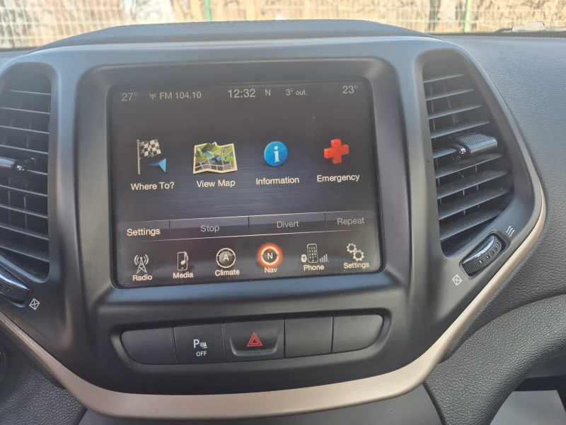 Jeep Cherokee 2.0 Mjet  2WD, снимка 10 - Автомобили и джипове - 53338623