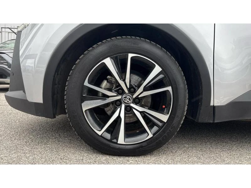 Toyota C-HR 1.8 HEV E-CVT CLUB FWD, снимка 16 - Автомобили и джипове - 53438112