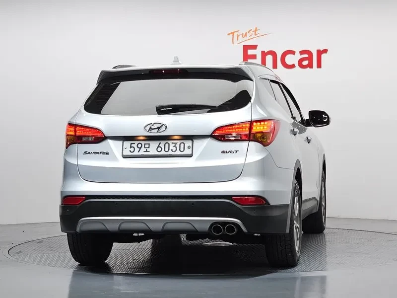 Hyundai Santa fe DIESEL (E-VGT) 2.0 2WD PREMIUM, снимка 4 - Автомобили и джипове - 55011767