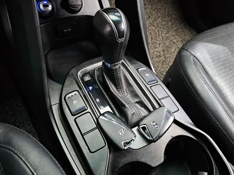 Hyundai Santa fe DIESEL (E-VGT) 2.0 2WD PREMIUM, снимка 9 - Автомобили и джипове - 55011767