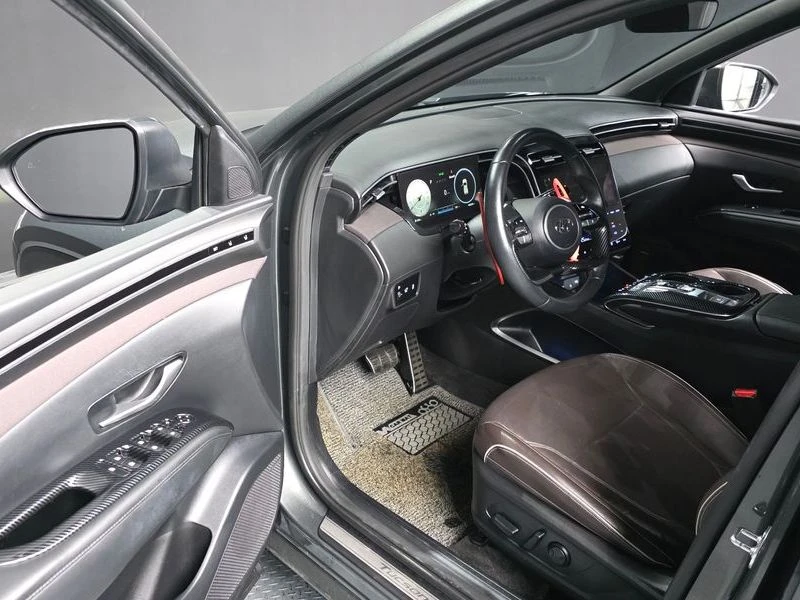 Hyundai Tucson Gasoline 1.6 Turbo 4WD| 177к.с.| ВКЛ.ТЕХНОТЕСТ, снимка 10 - Автомобили и джипове - 55717742