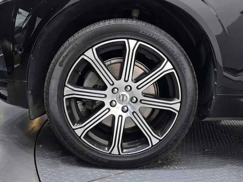 Volvo XC60 D5 - САМО 30% АВАНС, снимка 5 - Автомобили и джипове - 55927646