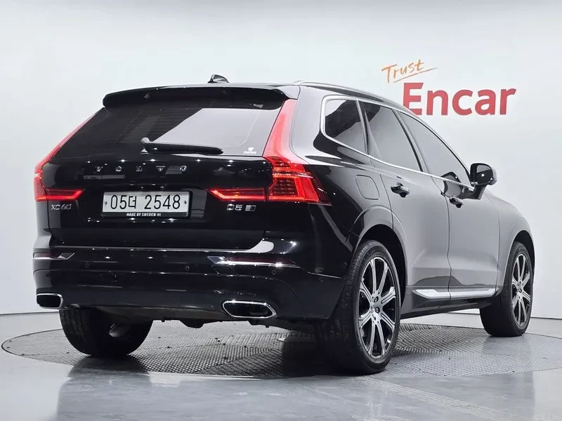 Volvo XC60 D5 - САМО 30% АВАНС, снимка 2 - Автомобили и джипове - 55927646