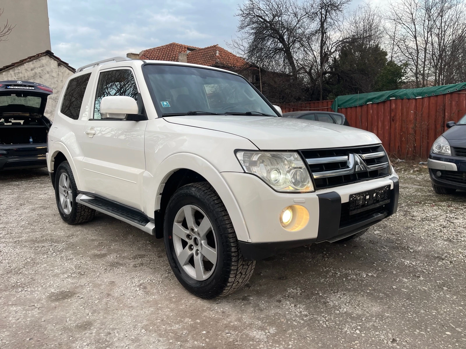 Mitsubishi Pajero 3.2D 170HP AVTOMAT 4x4 FACELIFT NAVi XENON 2010G - изображение 5