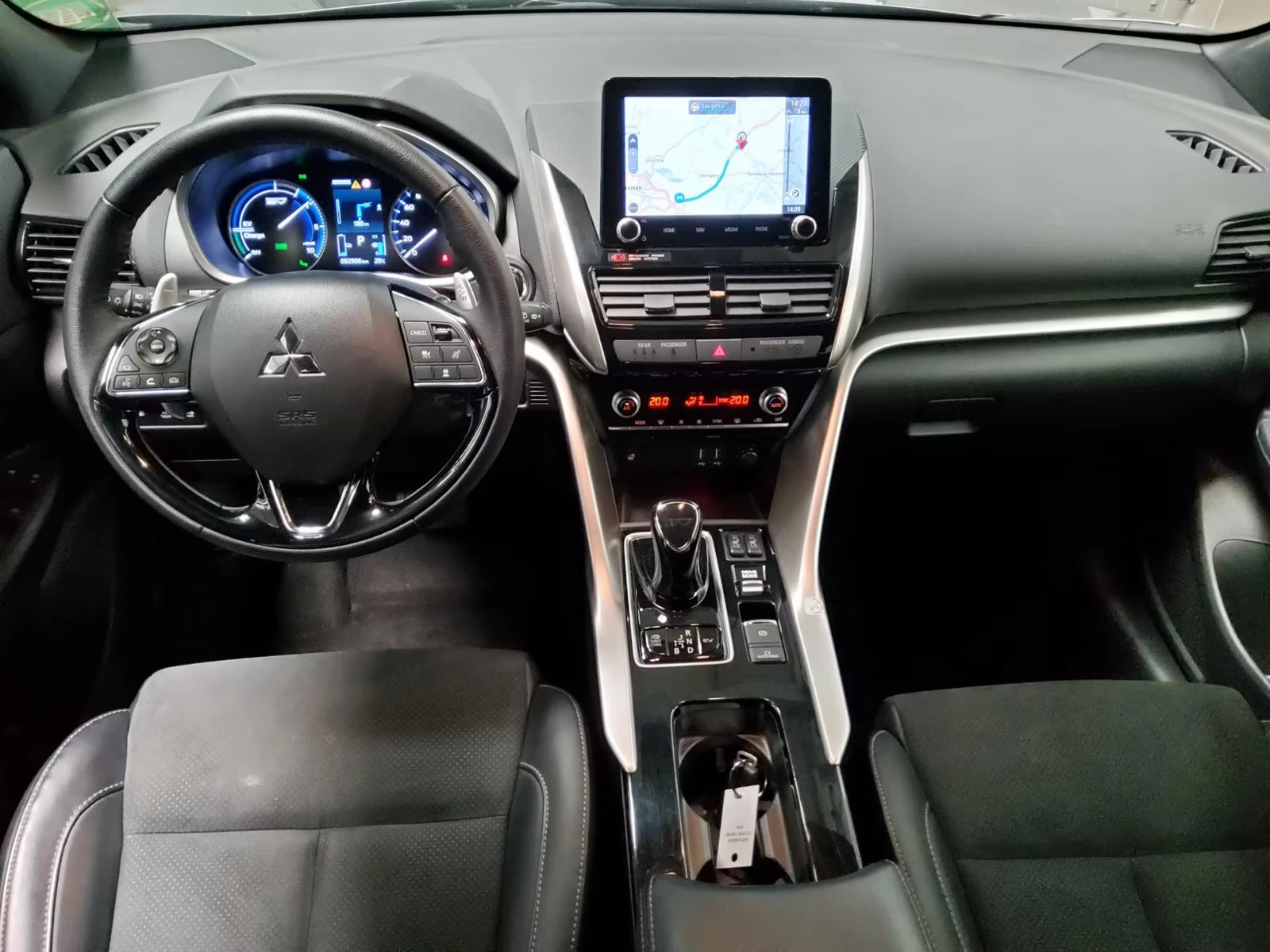 Mitsubishi Eclipse Cross 2.4/188HP/360CAM/ACC/CARPLAY/BSA/4X4/KLESS/845f - изображение 8
